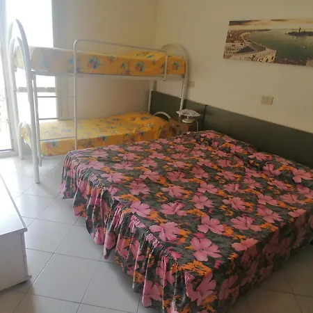 Апартаменты Euroholiday Village 1g Лидо-ди-Езоло